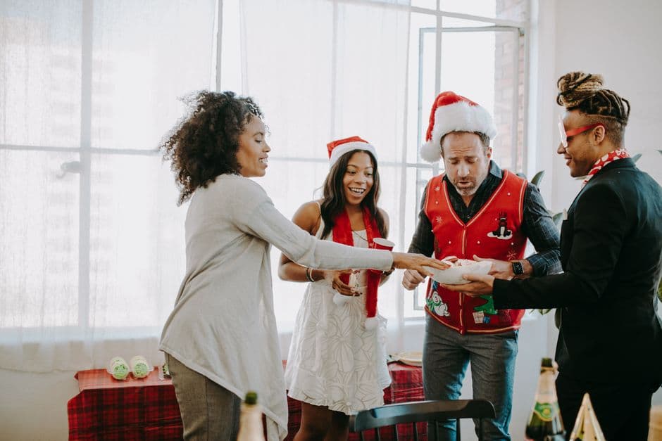 Buffet, cocktail ou plateau repas : quel format de traiteur d'entreprise pour quelle occasion