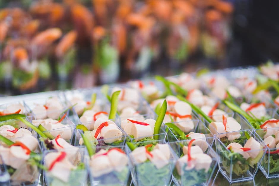 Buffet d'inauguration de locaux : réussir la réception de A à Z