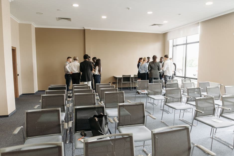Déjeuner de séminaire: buffet, plateau repas ou cocktail?