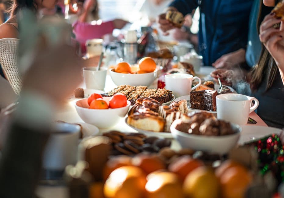 Petit-déjeuner d'entreprise: quelles quantités prévoir par personne?